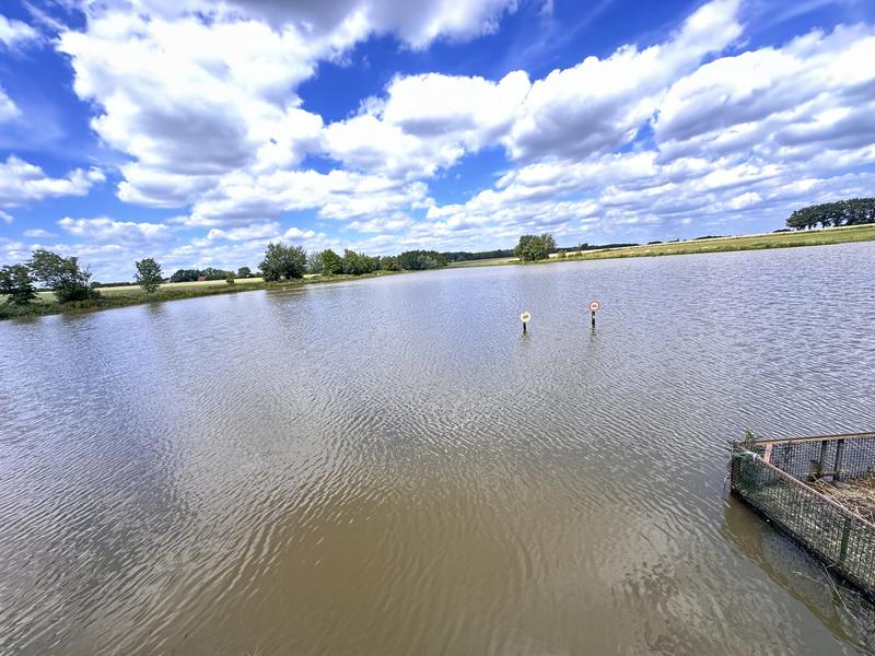 Terrain de loisirs - 37 090 m²