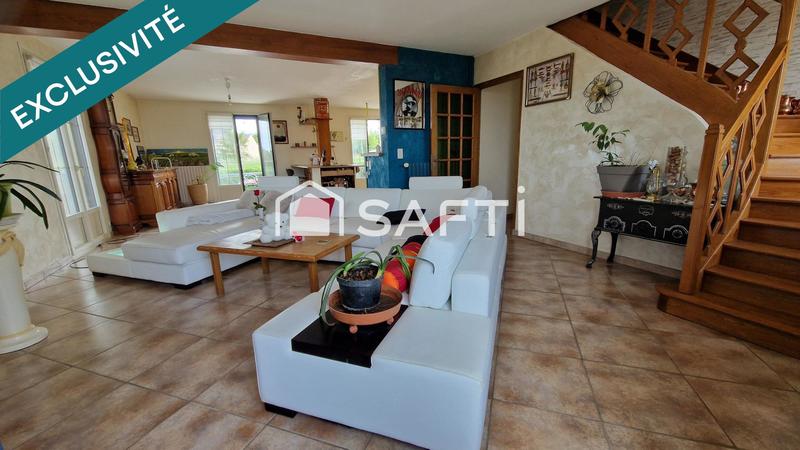 Maison - 216 m² - 6 pièces