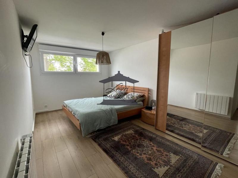 Maison - 203 m² - 3 pièces