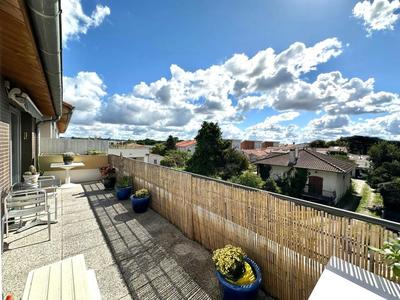 Appartement - 84 m² - 3 pièces