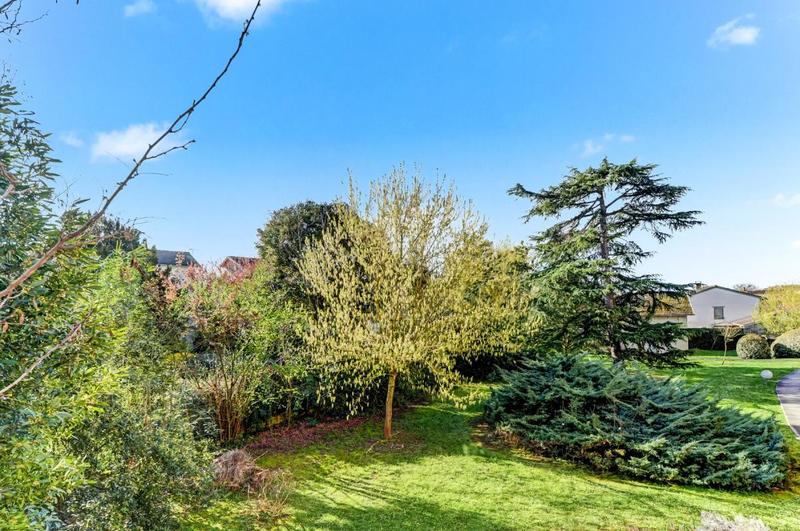 Appartement - 94 m² - 4 pièces