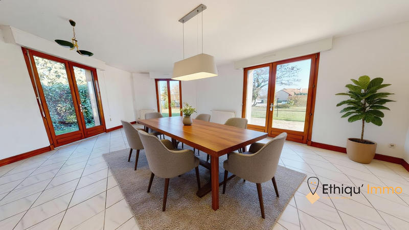 Maison contemporaine - 142 m² - 6 pièces