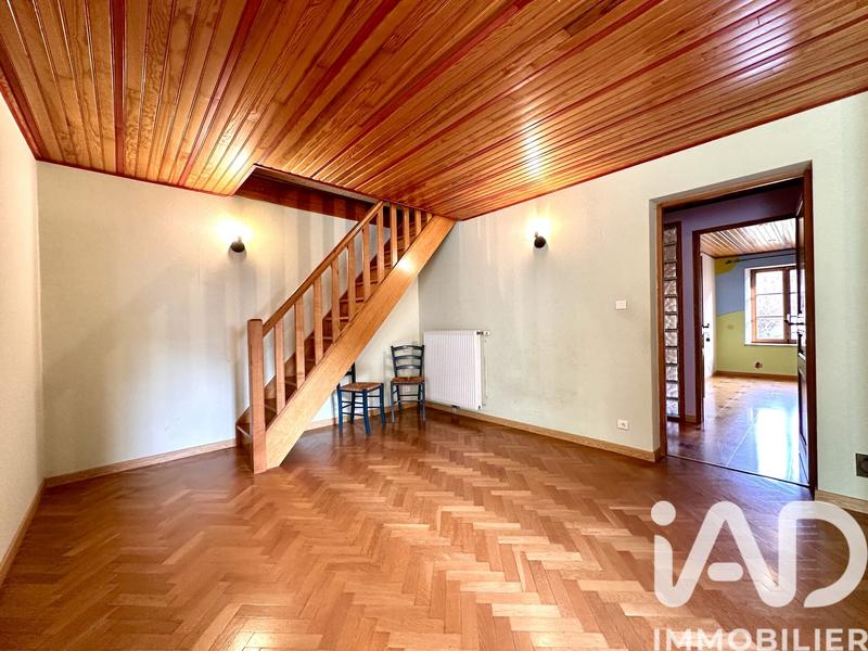 Maison - 187 m² - 8 pièces