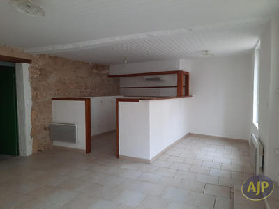 Maison - 81 m² - 4 pièces