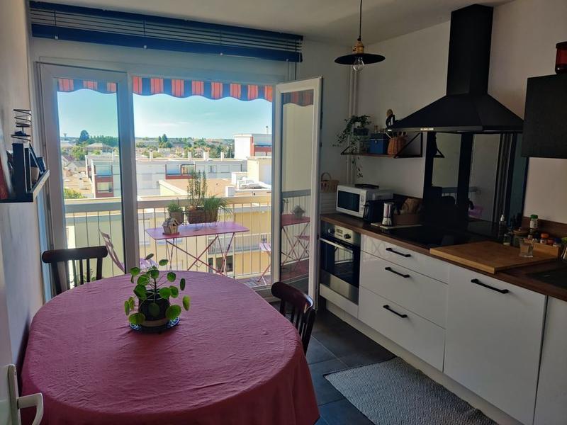 Appartement - 94 m² - 5 pièces