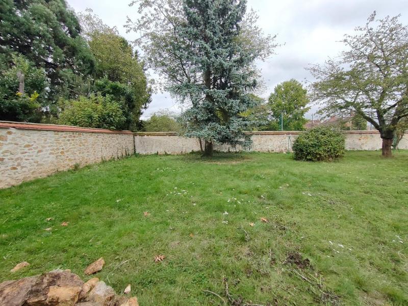 Maison - 390 m² - 11 pièces