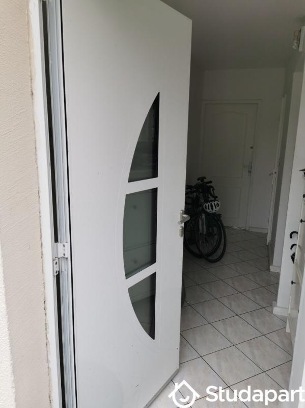 Chambre - 12 m² - 1 pièce