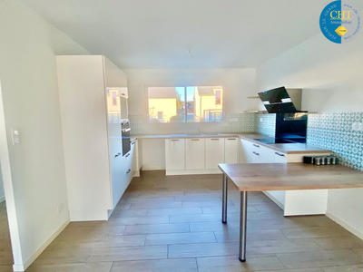 Maison - 142 m² - 5 pièces