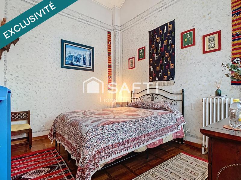 Appartement - 143 m² - 5 pièces