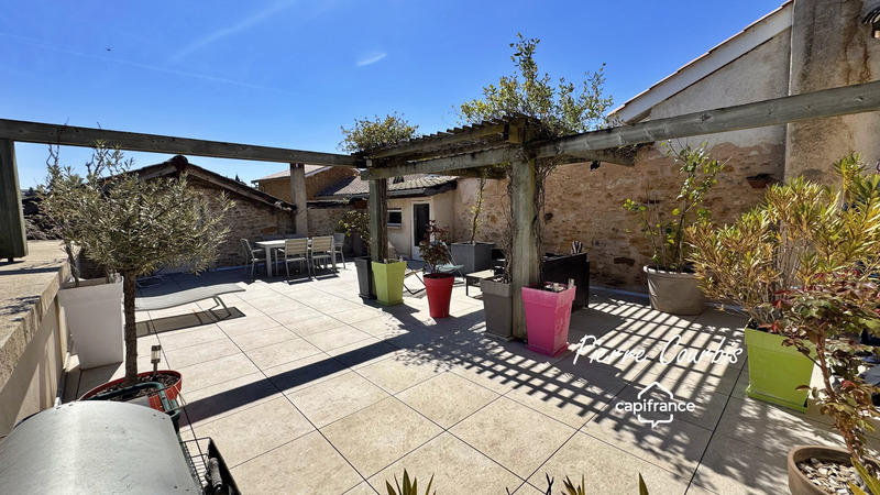 Maison - 224 m² - 6 pièces