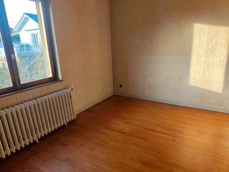 Maison - 83 m² - 5 pièces