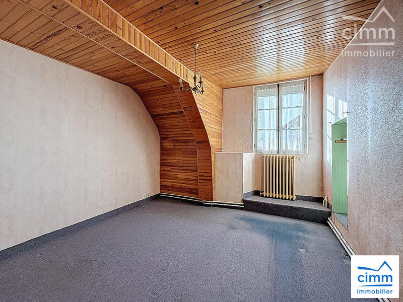 Maison - 110 m² - 5 pièces