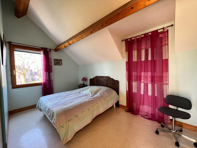 Maison - 160 m² - 8 pièces