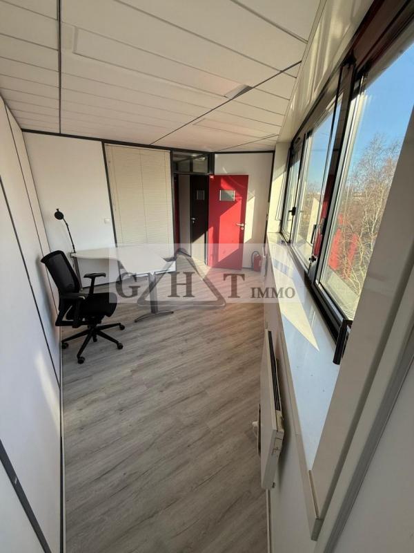 Bureau - 190 m²