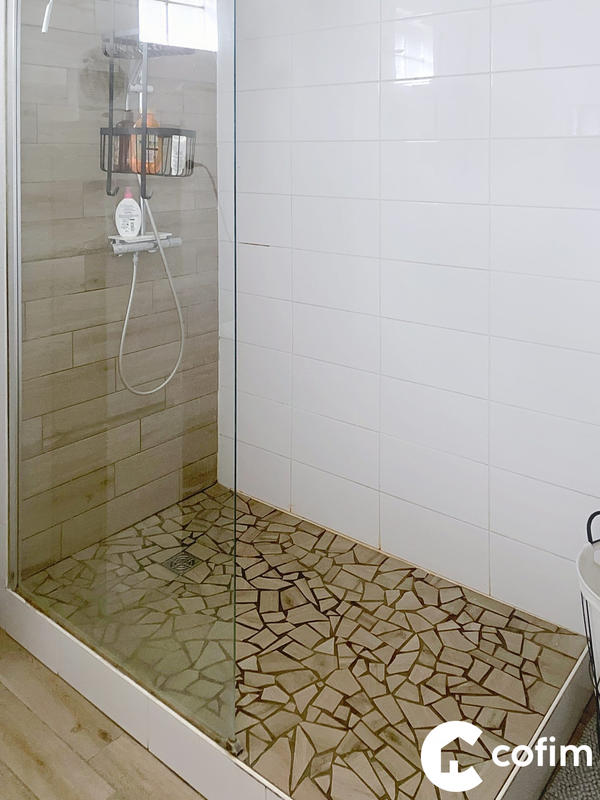 Appartement - 82 m² - 4 pièces