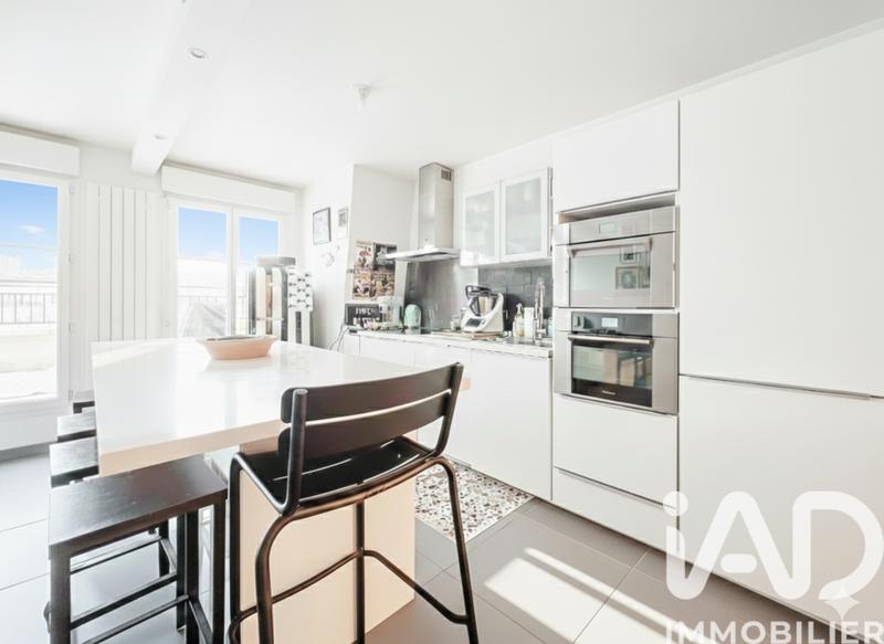 Appartement - 80 m² - 4 pièces