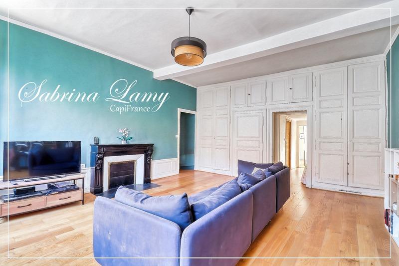 Appartement - 140 m² - 5 pièces