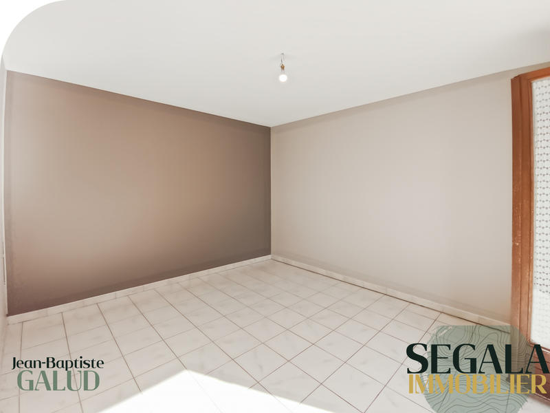 Maison - 87 m² - 4 pièces