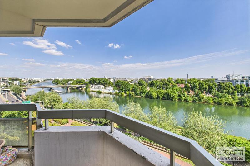 Appartement - 94 m² - 4 pièces