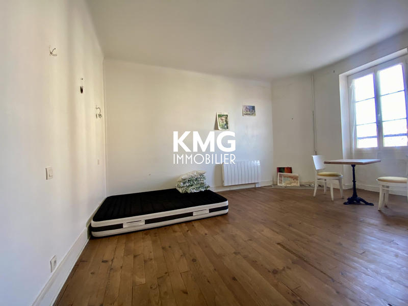 Appartement - 143 m² - 5 pièces