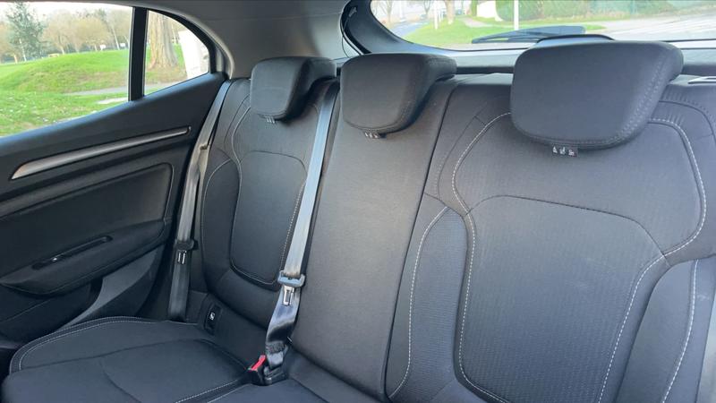 Renault Mégane 1.6 E-Tech 160 Hybrid Business - Automatique Entretien constructeur