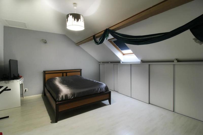 Maison - 197 m² - 7 pièces