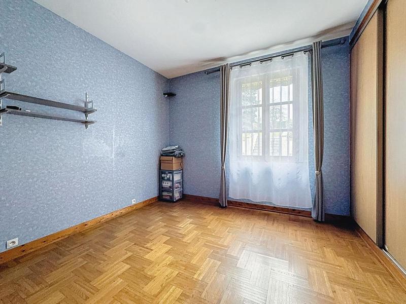 Maison - 187 m² - 6 pièces