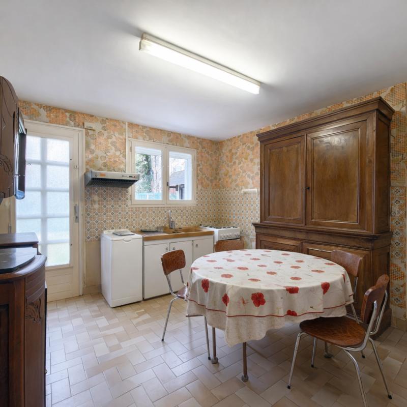 Maison - 90 m² - 5 pièces