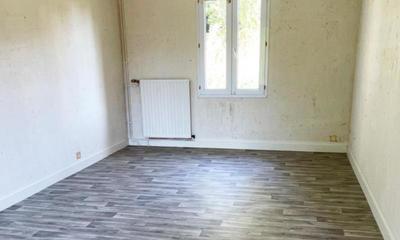 Maison - 94 m² - 5 pièces