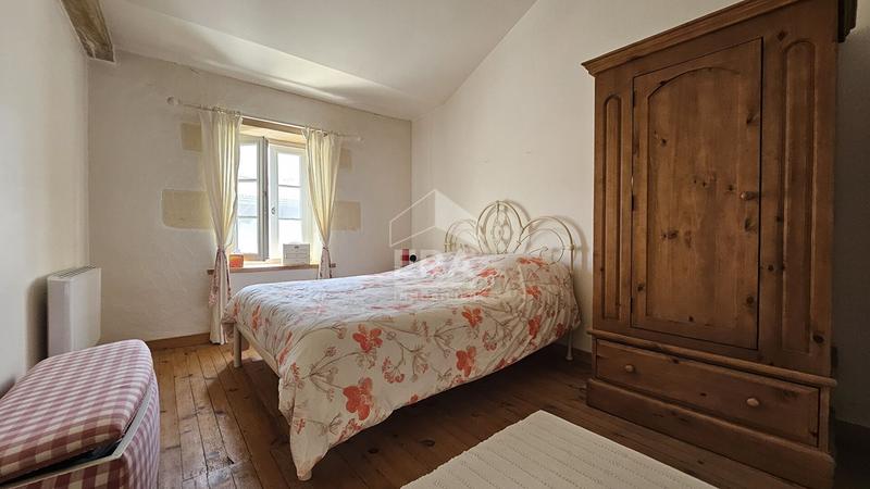 Maison - 224 m² - 10 pièces