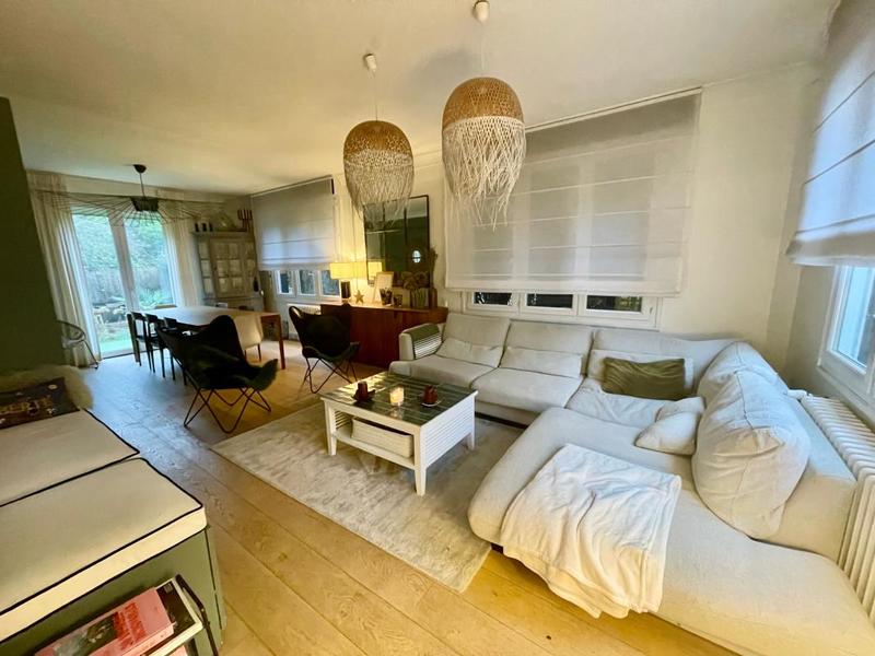 Maison - 181 m² - 6 pièces