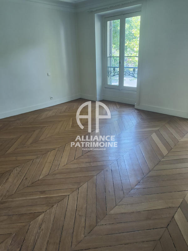 Appartement - 176 m² - 5 pièces