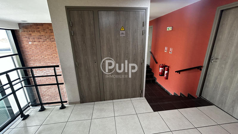 Bureau - 97 m² - 5 pièces