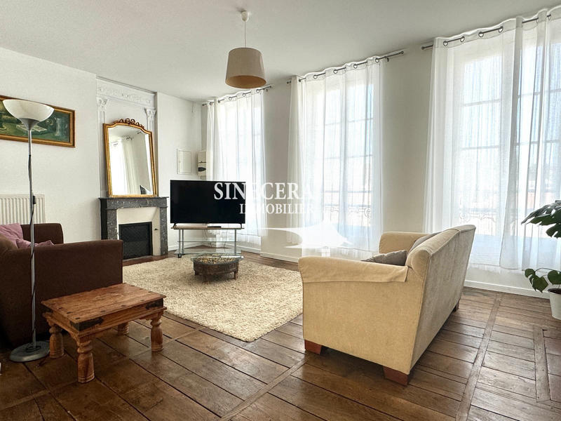 Appartement - 125 m² - 4 pièces