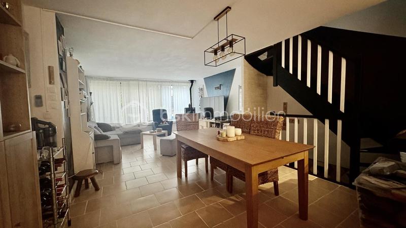 Maison traditionnelle - 98 m² - 5 pièces