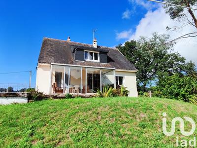 Maison - 95 m² - 6 pièces