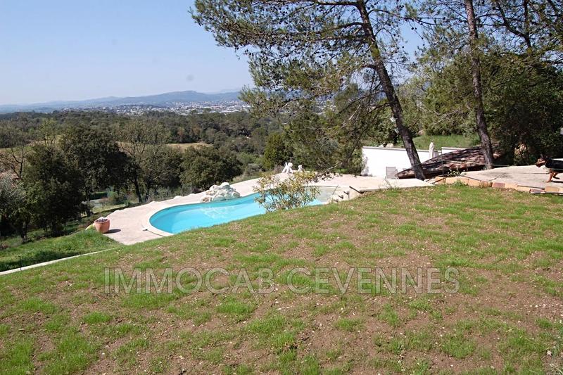 Villa - 176 m² - 6 pièces