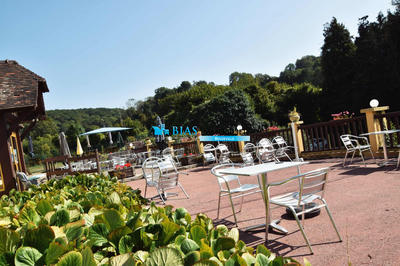 Maison - 240 m² - 10 pièces