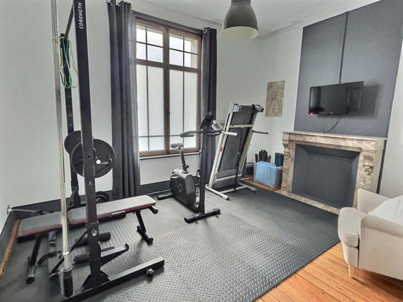 Propriété - 425 m² - 13 pièces