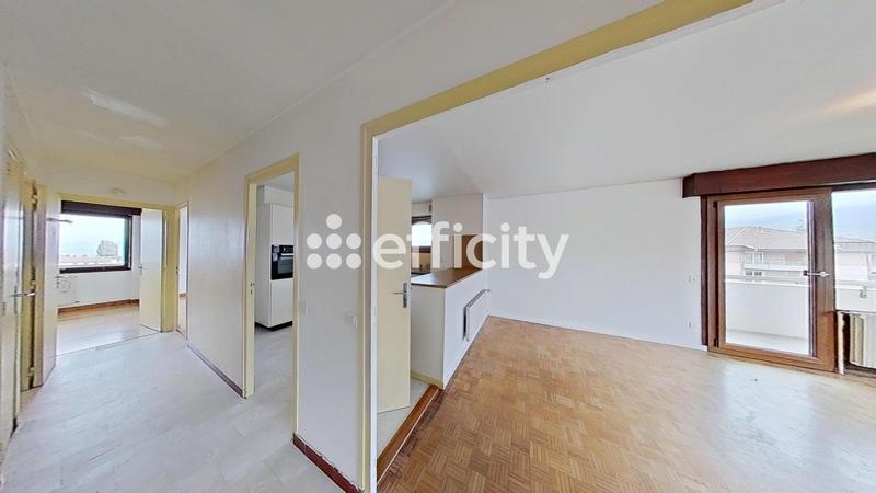 Appartement - 85 m² - 4 pièces