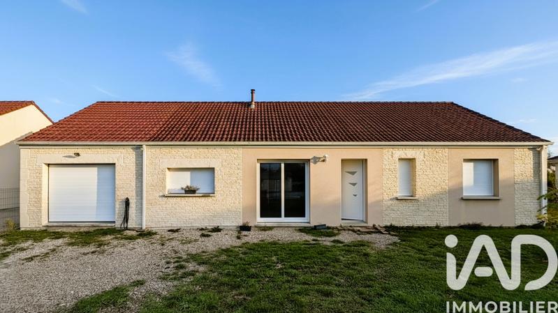 Maison - 140 m² - 6 pièces