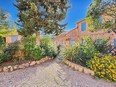 Immeuble - 420 m² - 22 pièces