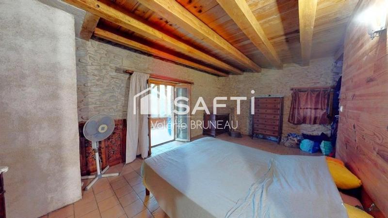 Maison - 218 m² - 6 pièces