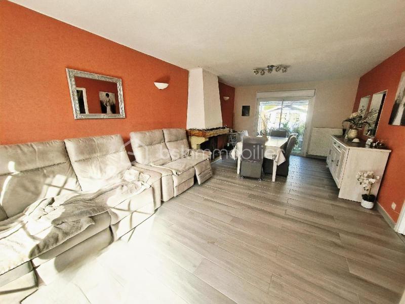 Maison jumelée - 91 m² - 5 pièces