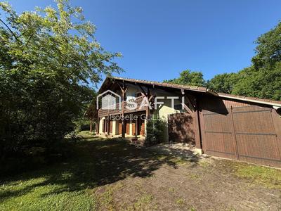 Maison - 160 m² - 7 pièces