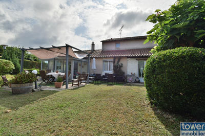 Maison - 160 m² - 5 pièces