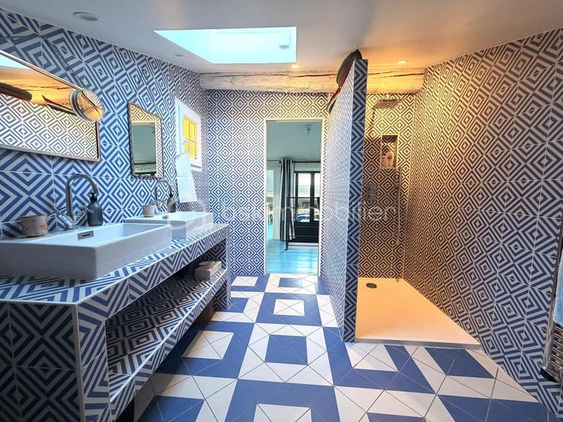 Appartement - 100 m² - 3 pièces