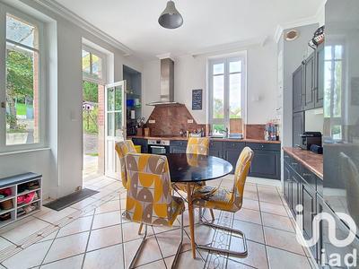 Maison - 191 m² - 6 pièces