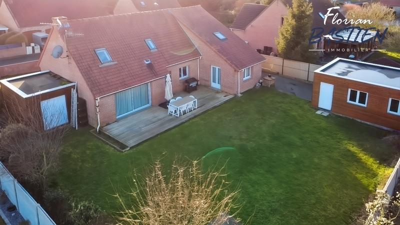 Maison - 165 m² - 9 pièces