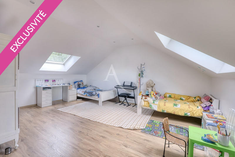 Maison - 151 m² - 7 pièces